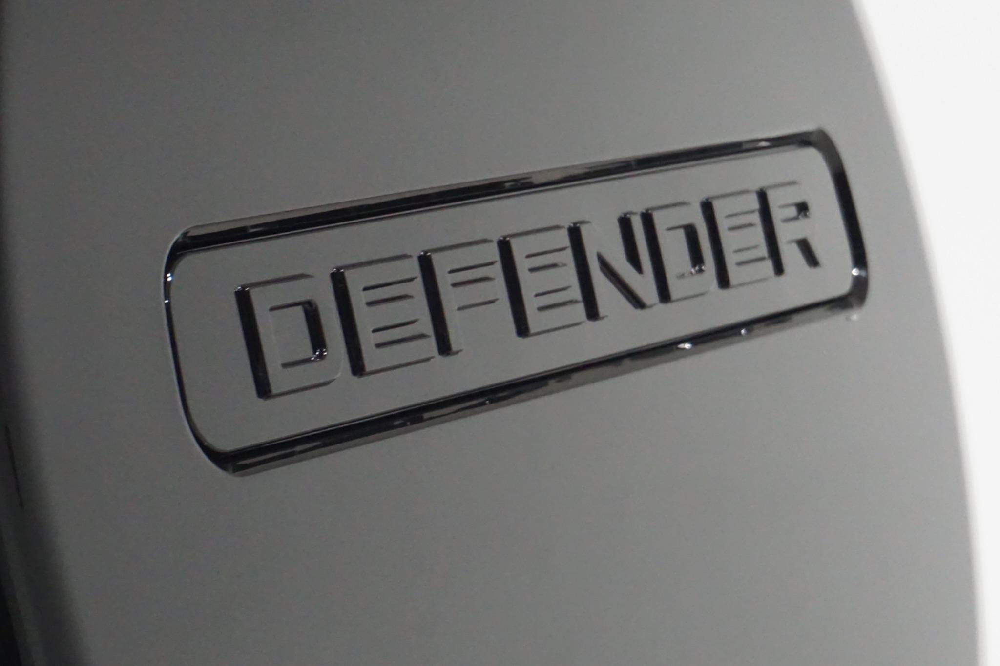Land Rover Defender 110 3.0 D300 MHEV X-Dynamic HSE Auto 4WD Euro 6 (s/s) 5dr
